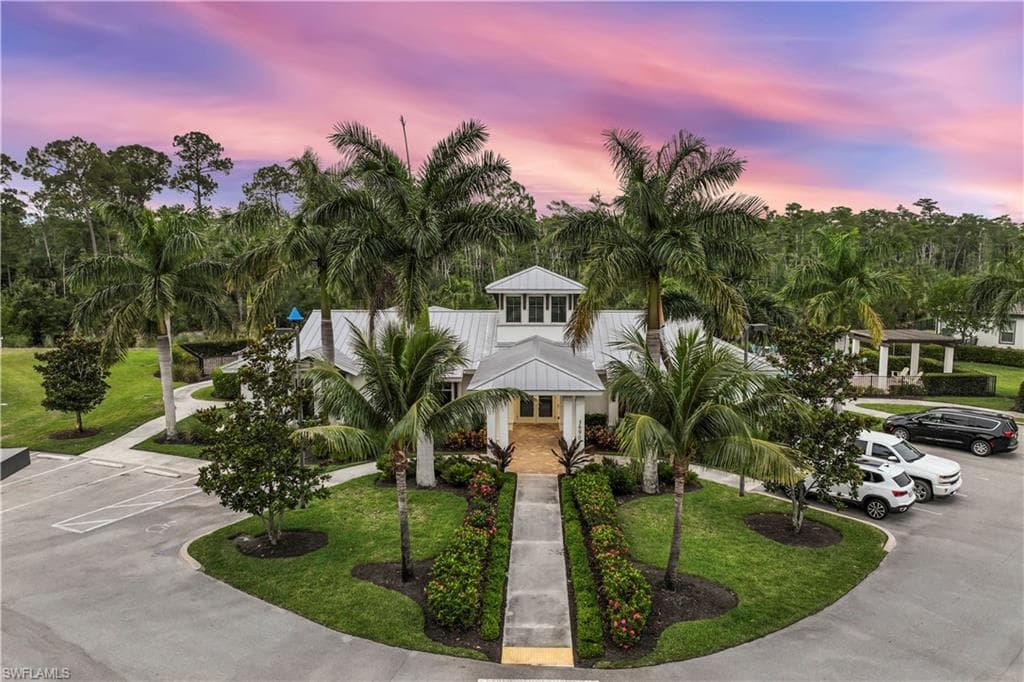 3829 Helmsman Dr, Naples, FL 34120-45