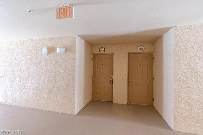 8235 Ibis Club Dr 306, Naples, FL 34104-3