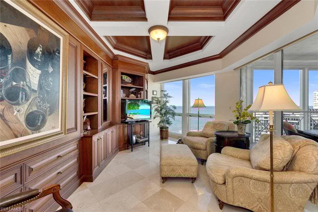 4021 Gulf Shore Blvd N 2105, Naples, FL 34103-12