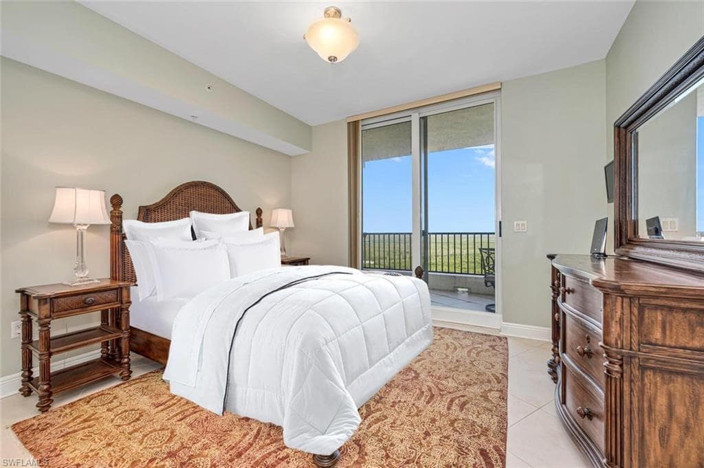 1050 Borghese Ln 1804, Naples, FL 34114-16