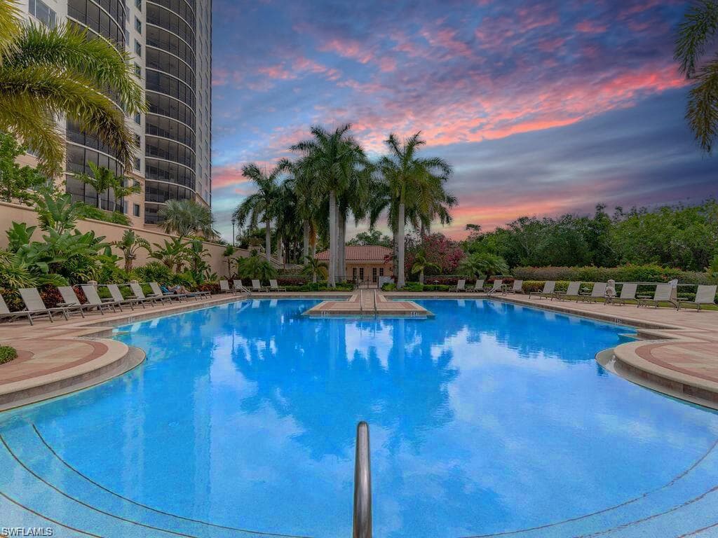 1050 Borghese Ln 1804, Naples, FL 34114-23