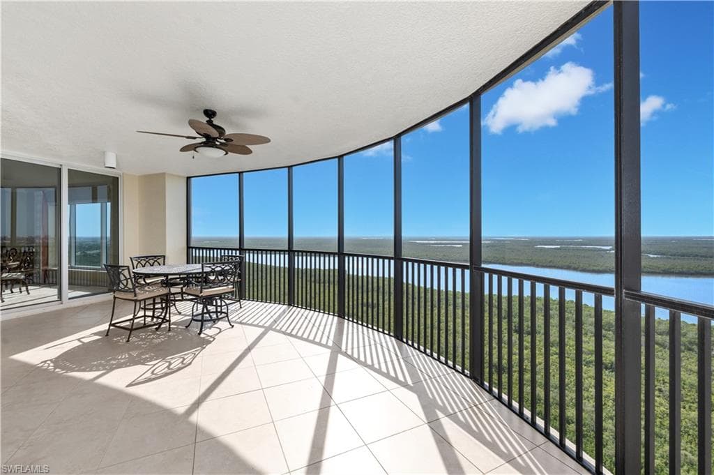 1050 Borghese Ln 1804, Naples, FL 34114-2