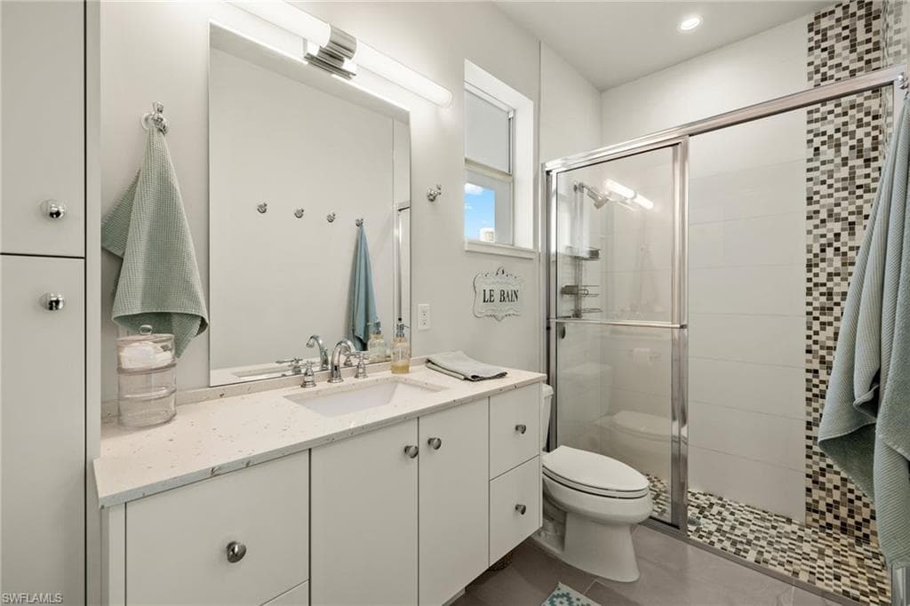 556 103rd Ave N, Naples, FL 34108-18