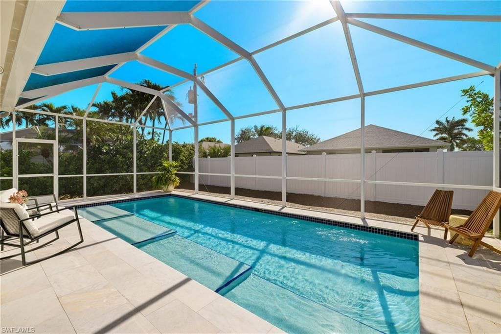 556 103rd Ave N, Naples, FL 34108-24