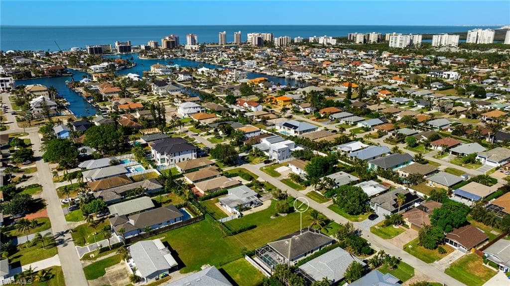 556 103rd Ave N, Naples, FL 34108-40