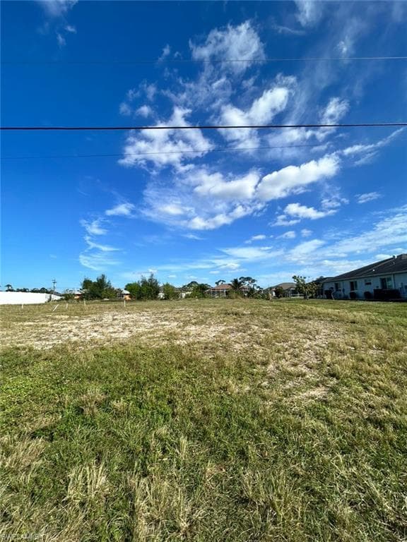 2007 15th Pl, Cape Coral, FL 33991-3