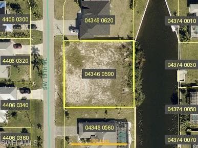2007 15th Pl, Cape Coral, FL 33991-4