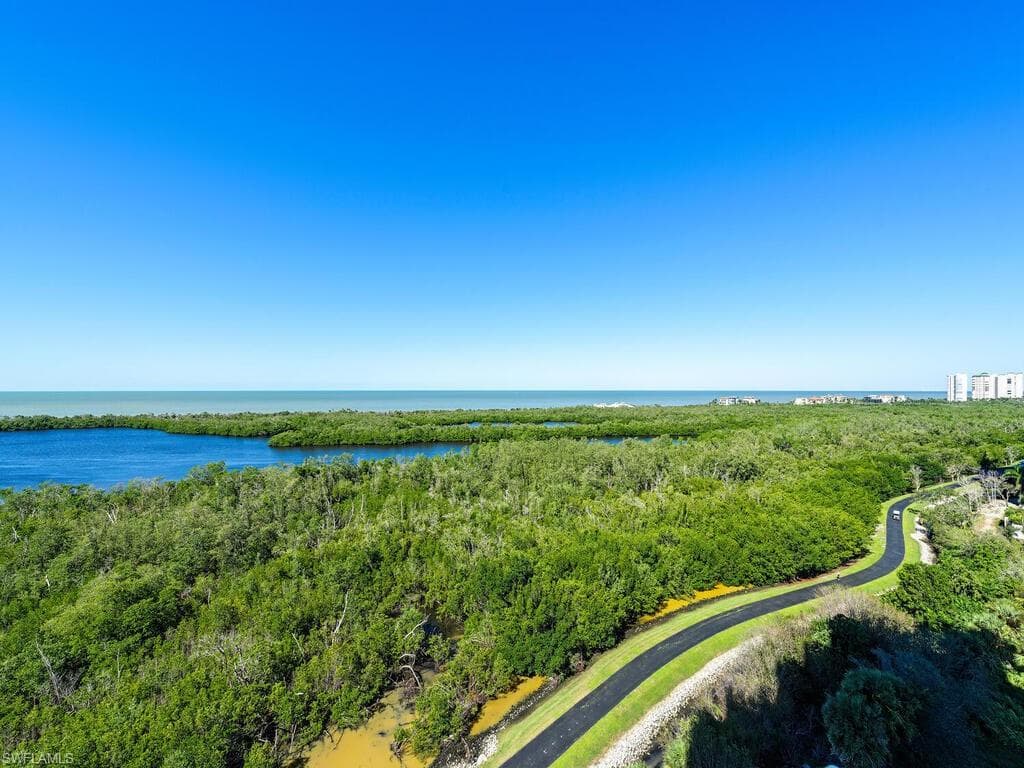 6849 Grenadier Blvd 1203, Naples, FL 34108-4