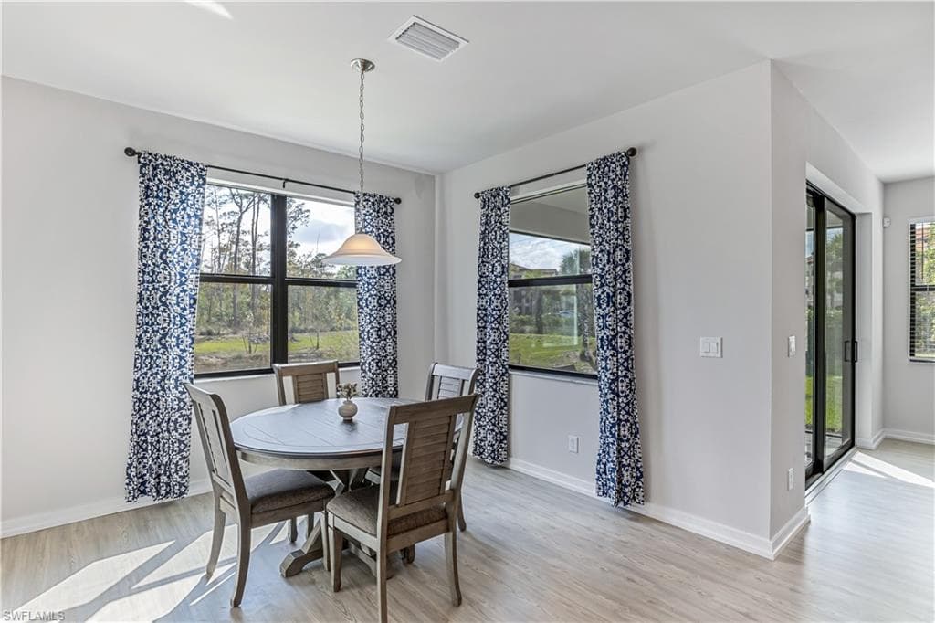 13078 Pembroke Dr 13078, Naples, FL 34105-10