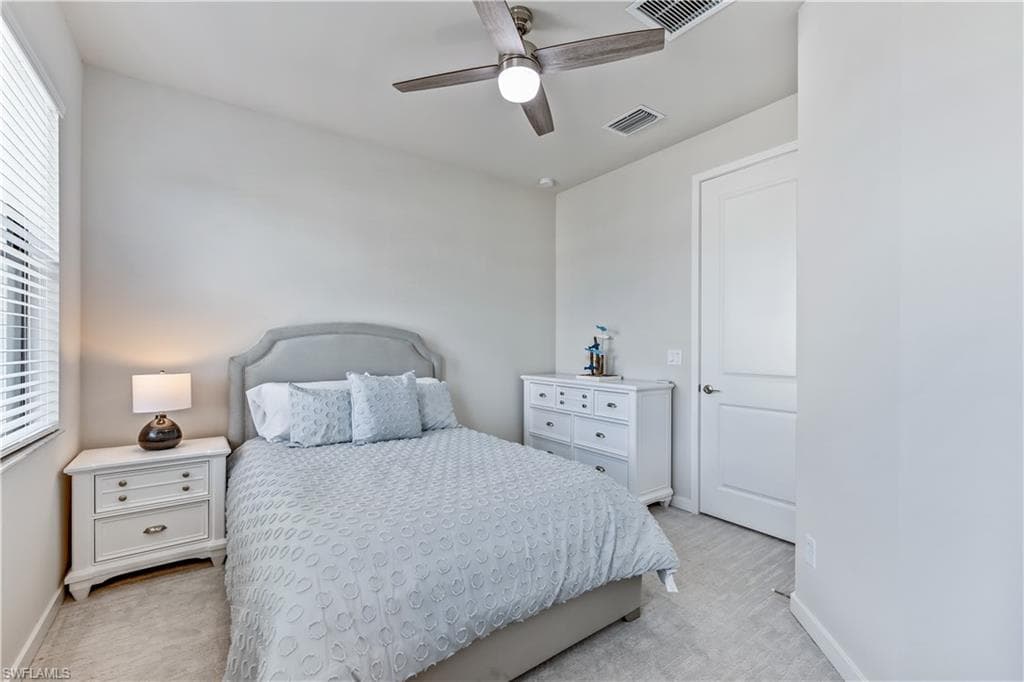 13078 Pembroke Dr 13078, Naples, FL 34105-15