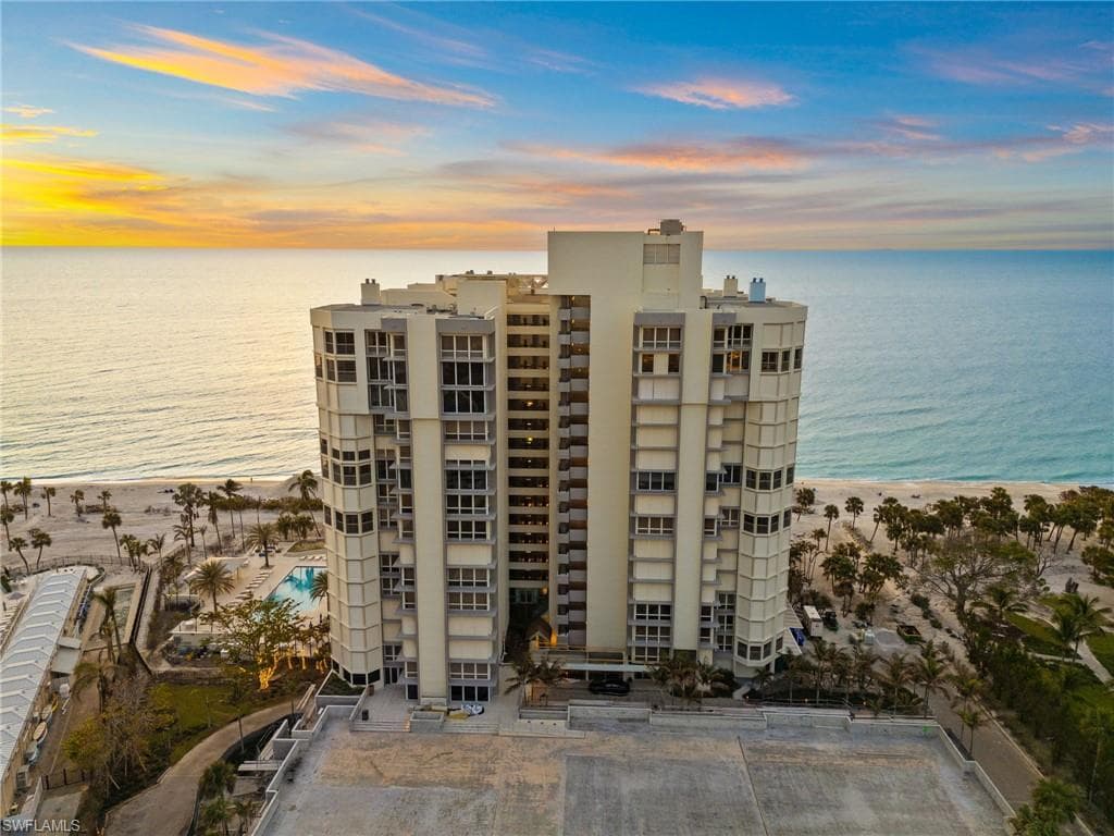 4051 Gulf Shore Blvd N 902, Naples, FL 34103-37