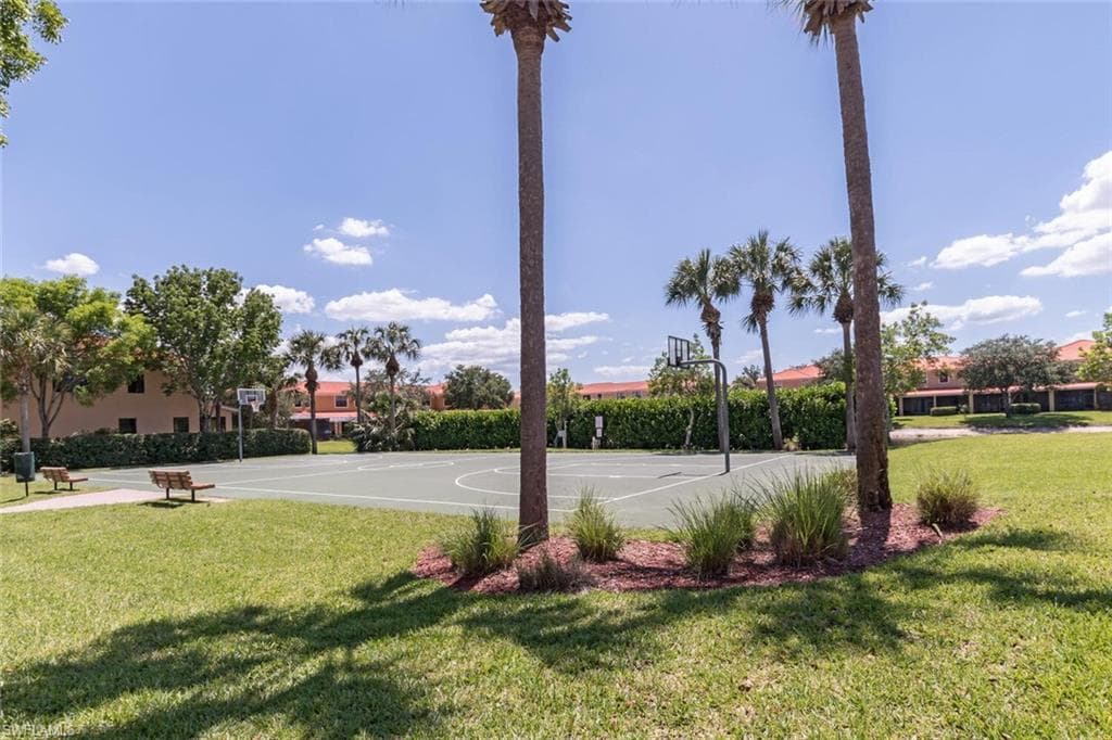 15112 Summit Place Cir 214, Naples, FL 34119-7
