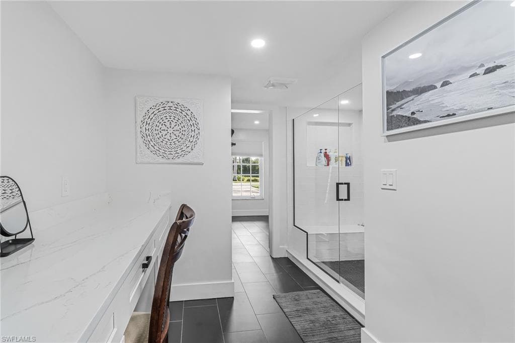 1823 Hurricane Harbor Ln, Naples, FL 34102-13