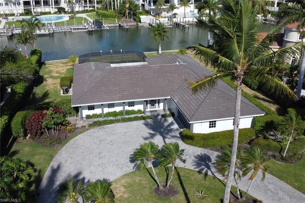 1823 Hurricane Harbor Ln, Naples, FL 34102-16