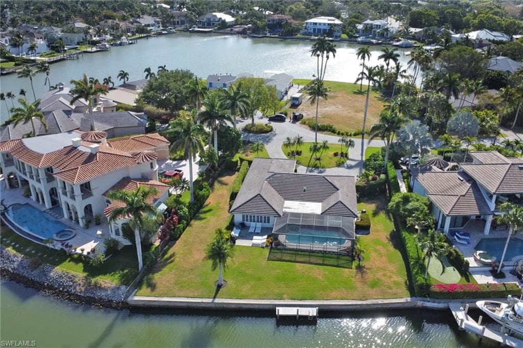 1823 Hurricane Harbor Ln, Naples, FL 34102-20