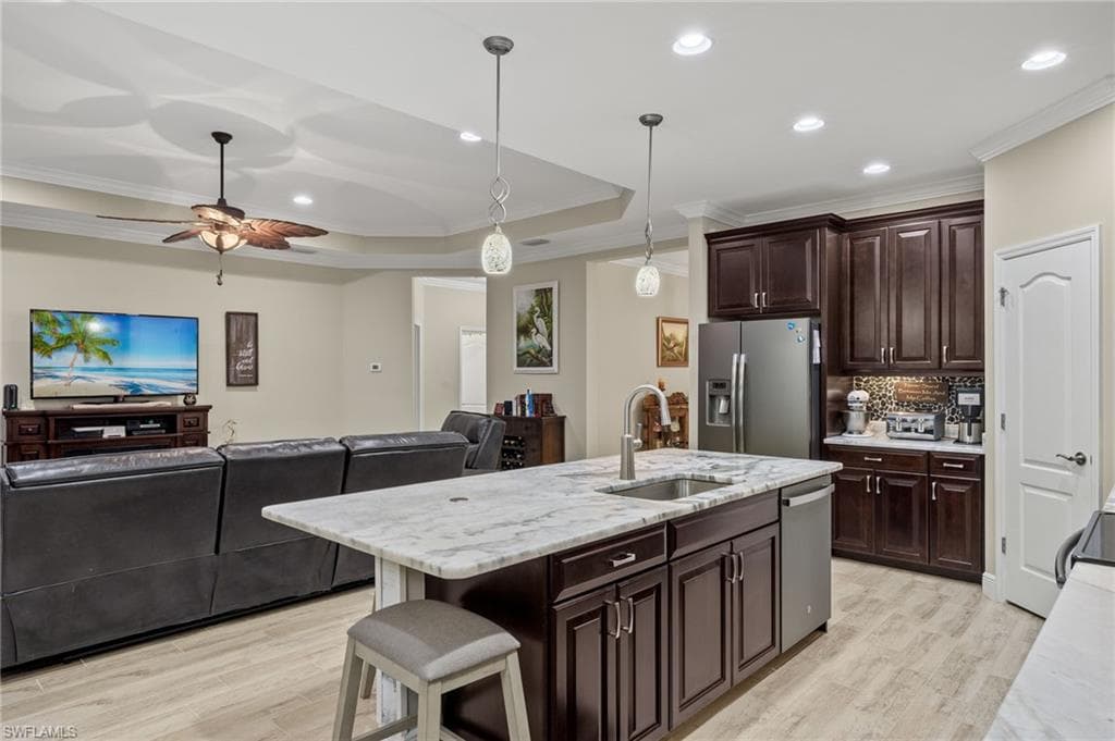 14579 Manchester Dr, Naples, FL 34114-12