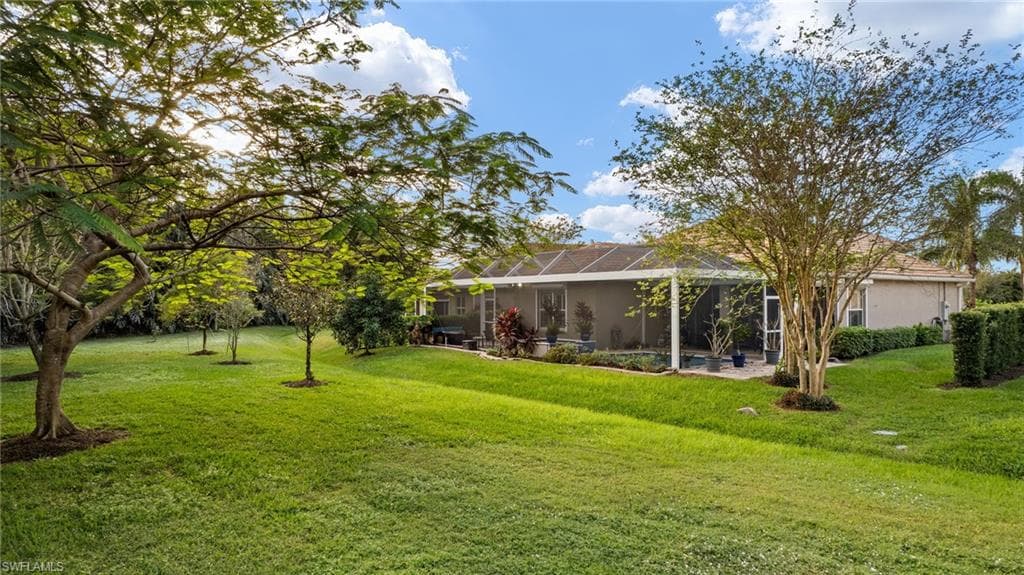 14579 Manchester Dr, Naples, FL 34114-33