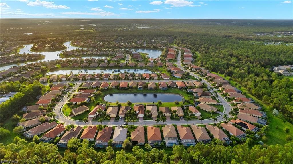 14579 Manchester Dr, Naples, FL 34114-38