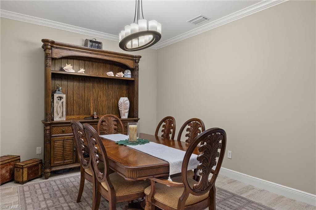 14579 Manchester Dr, Naples, FL 34114-7
