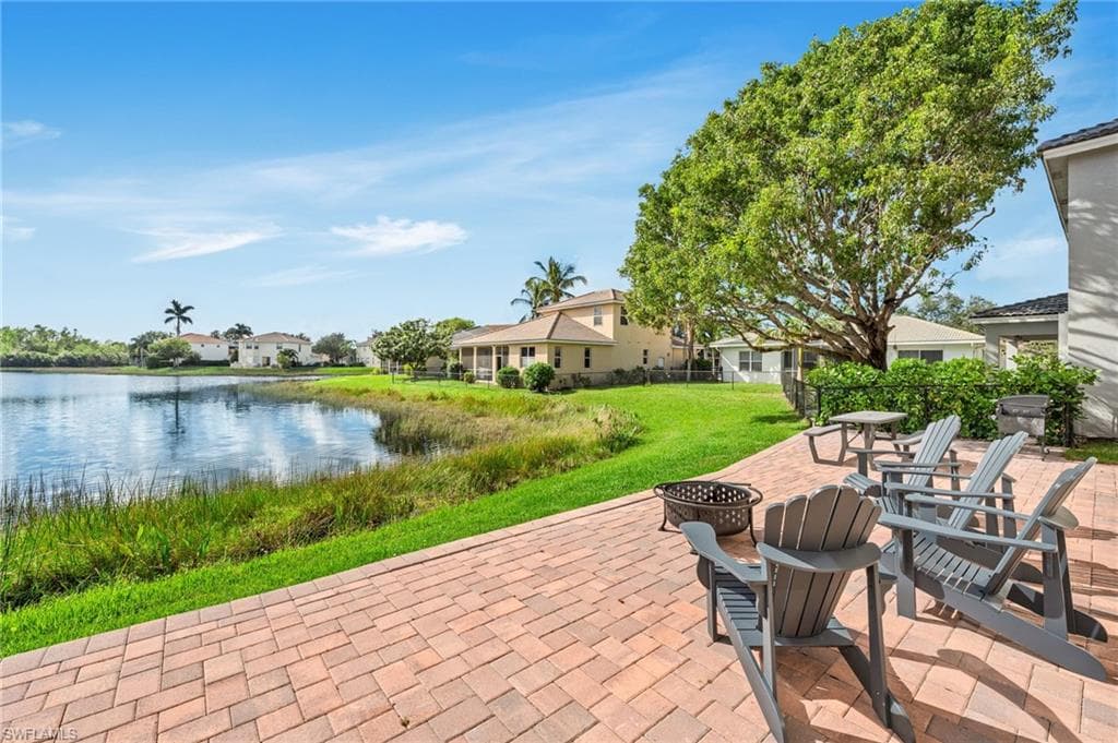 9812 Springlake Cir, Estero, FL 33928-11