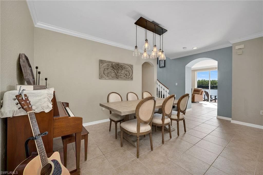 9812 Springlake Cir, Estero, FL 33928-16
