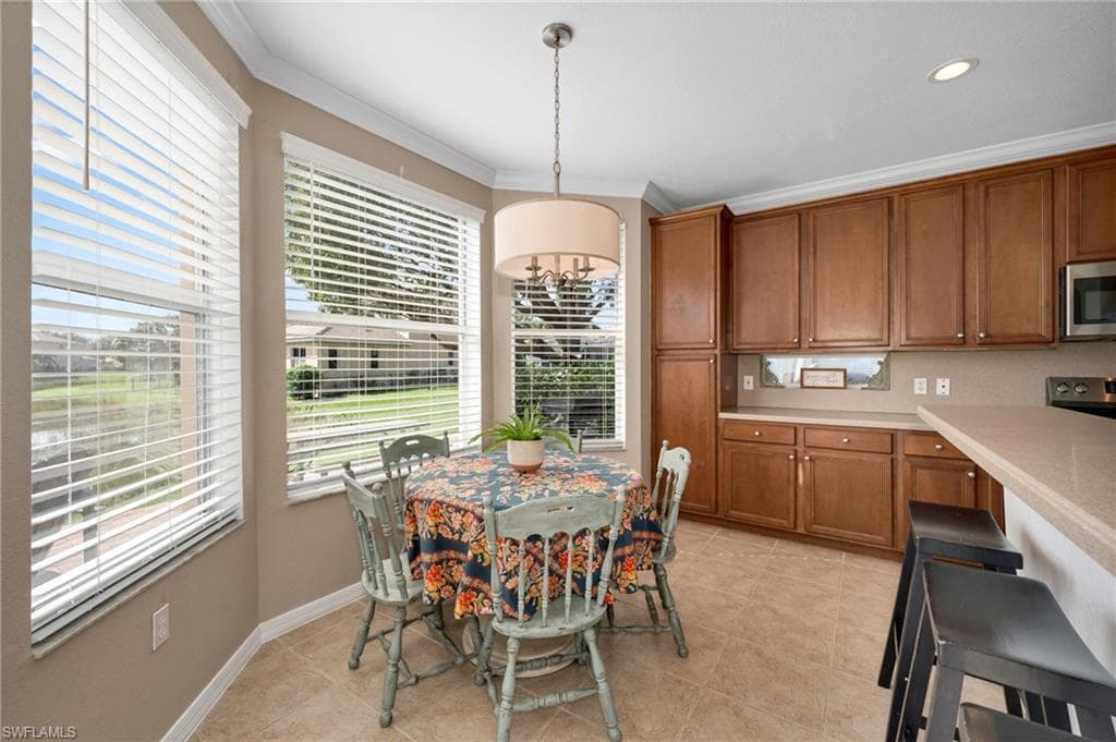 9812 Springlake Cir, Estero, FL 33928-18
