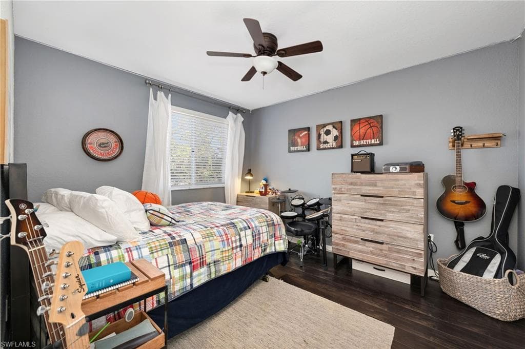 9812 Springlake Cir, Estero, FL 33928-23
