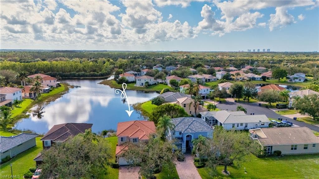 9812 Springlake Cir, Estero, FL 33928-3