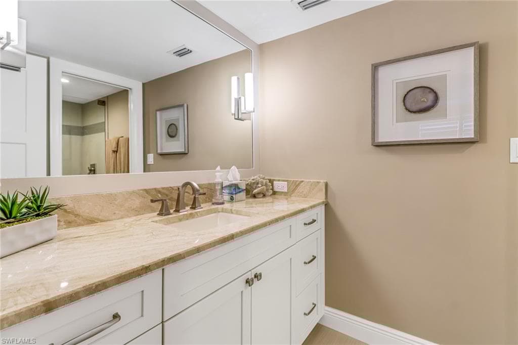 9715 Gulf Shore Dr 701, Naples, FL 34108-18