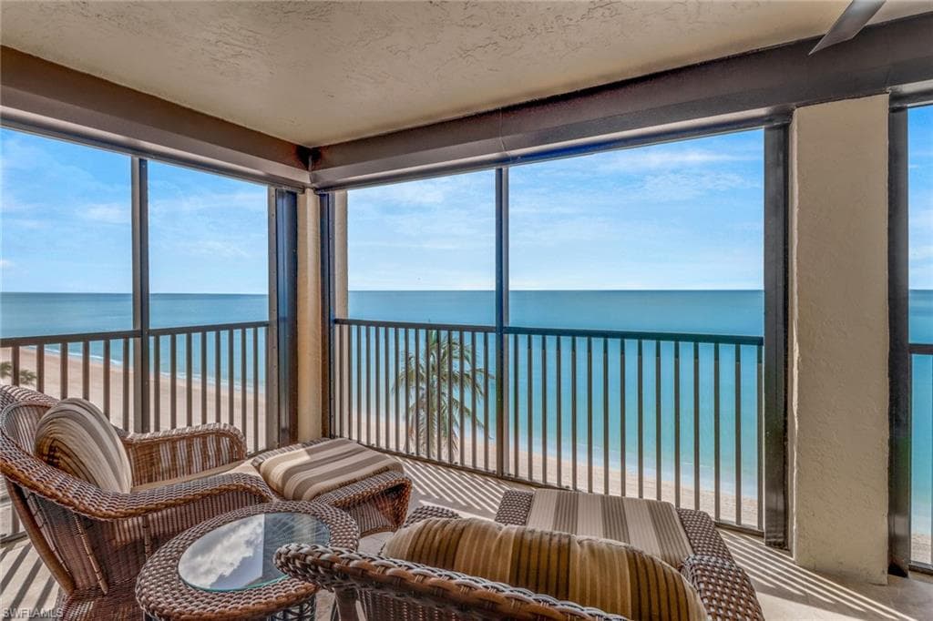 9715 Gulf Shore Dr 701, Naples, FL 34108-22