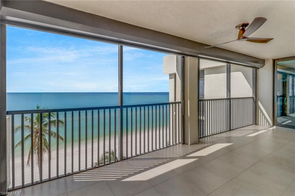 9715 Gulf Shore Dr 701, Naples, FL 34108-23