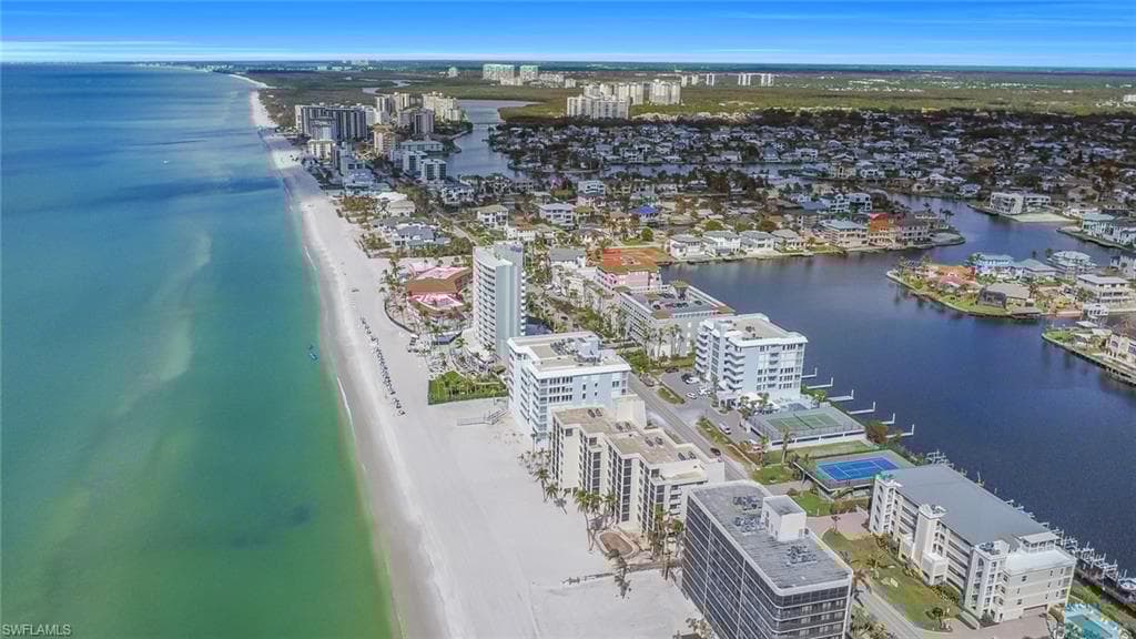 9715 Gulf Shore Dr 701, Naples, FL 34108-29