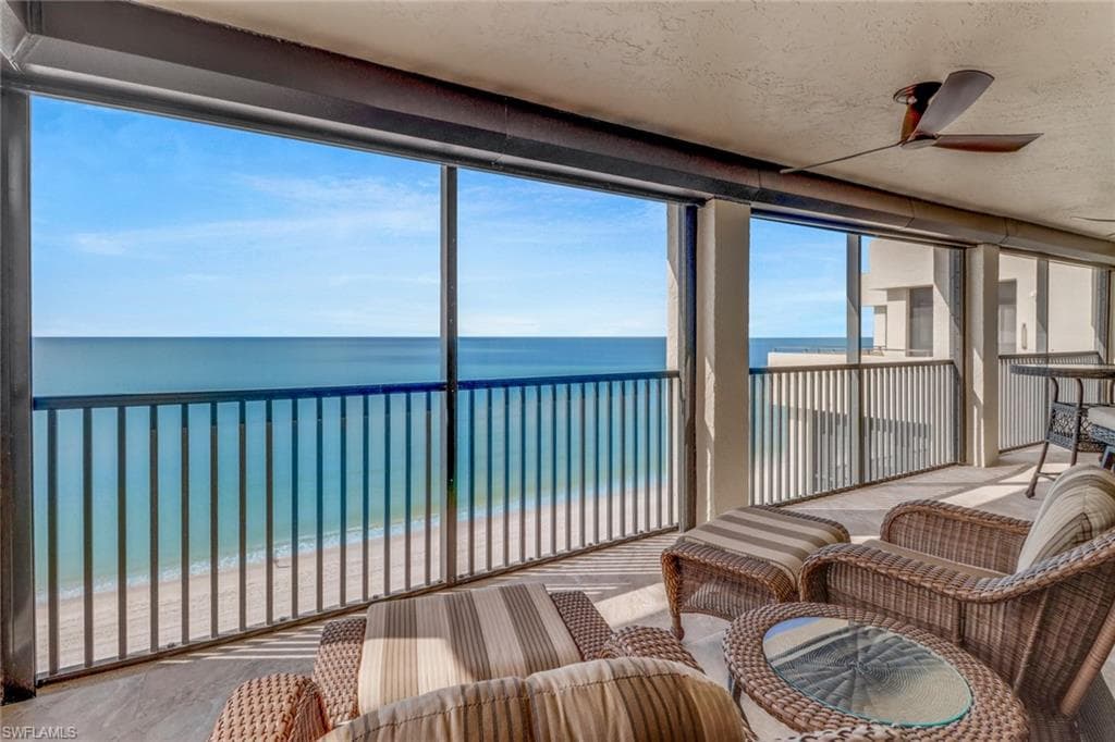 9715 Gulf Shore Dr 701, Naples, FL 34108-3