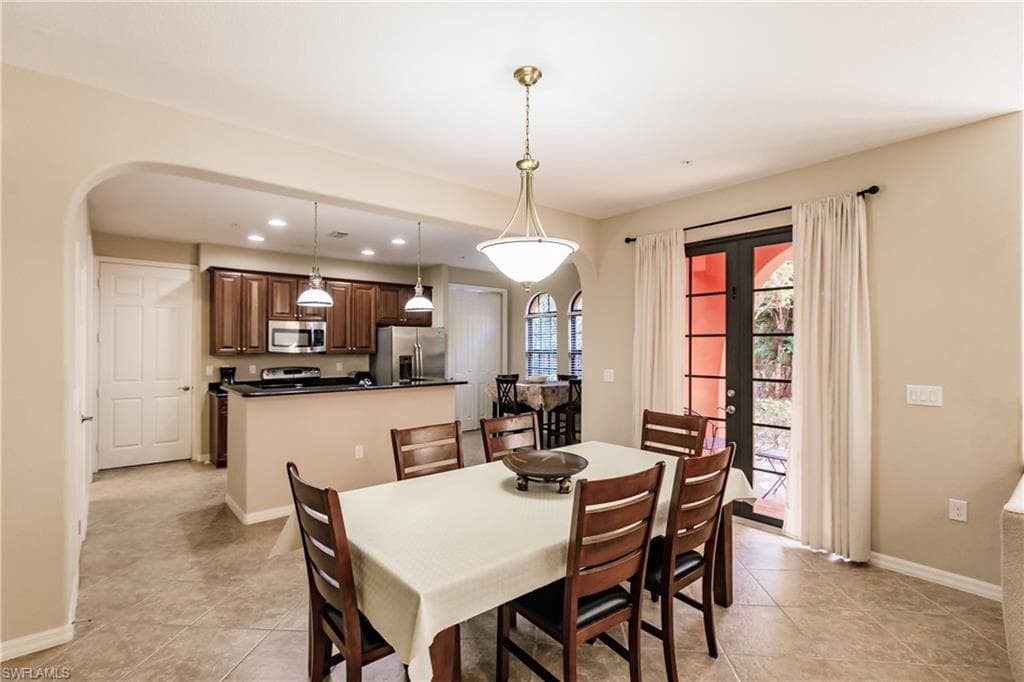 9028 Alturas St 3204, Naples, FL 34113-8
