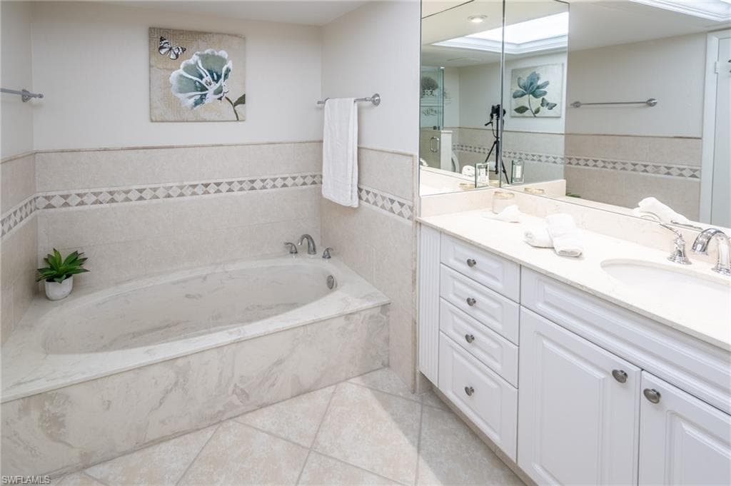 520 Collier Blvd 503, Marco Island, FL 34145-9