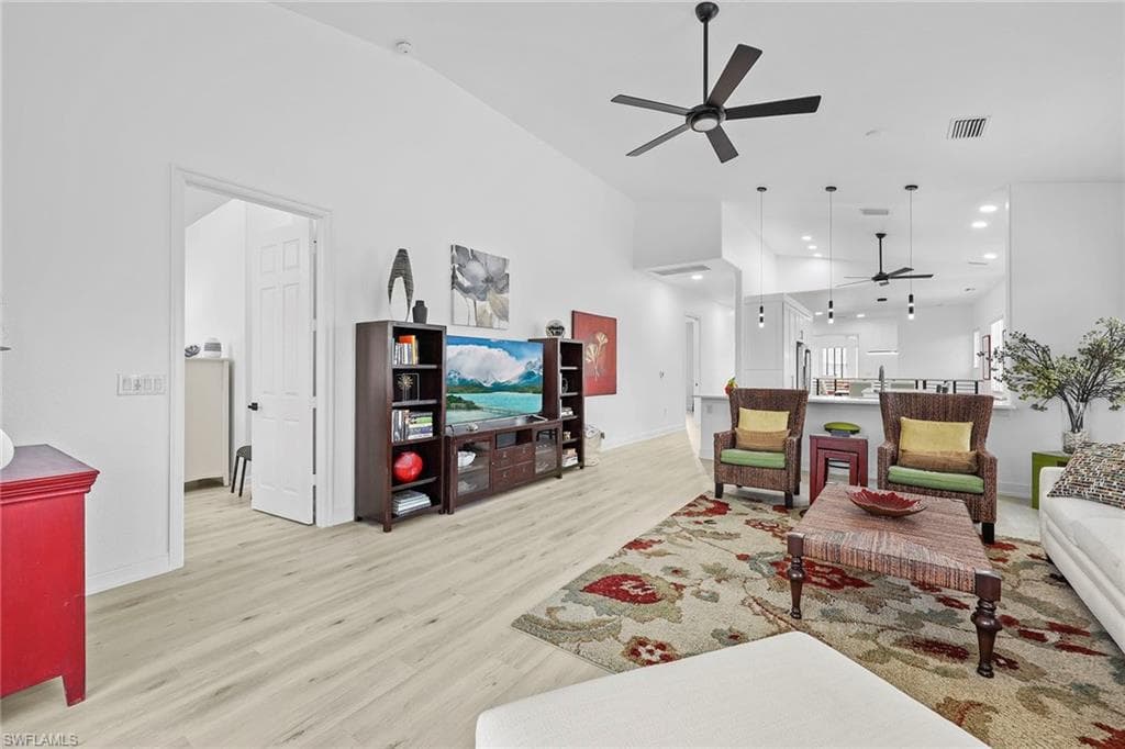 7855 Hawthorne Ter 1603, Naples, FL 34113-9