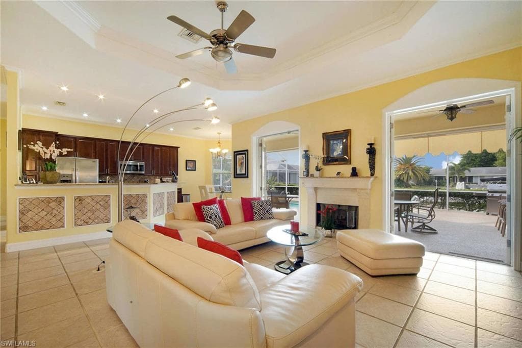 3730 18th Pl, Cape Coral, FL 33904-18
