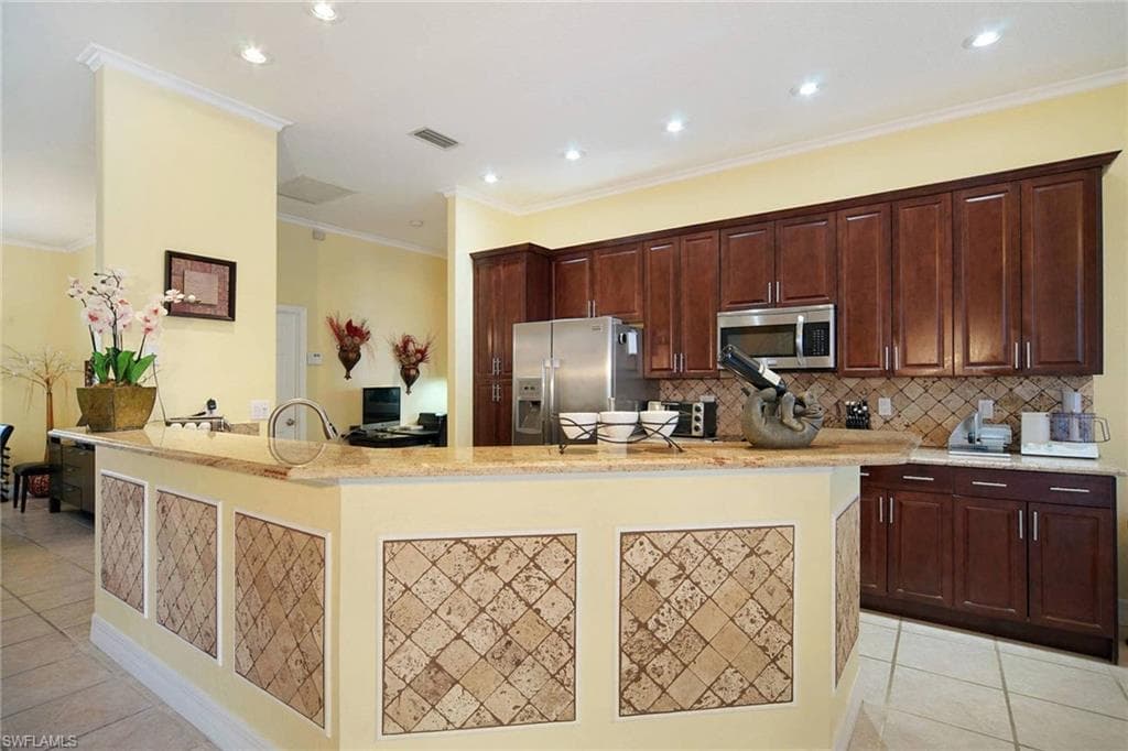 3730 18th Pl, Cape Coral, FL 33904-22