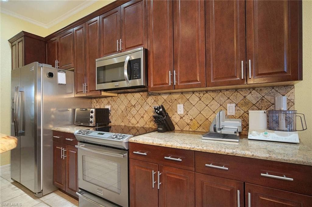 3730 18th Pl, Cape Coral, FL 33904-23