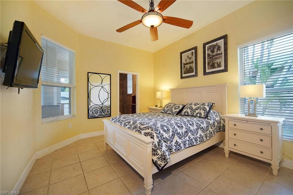 3730 18th Pl, Cape Coral, FL 33904-28