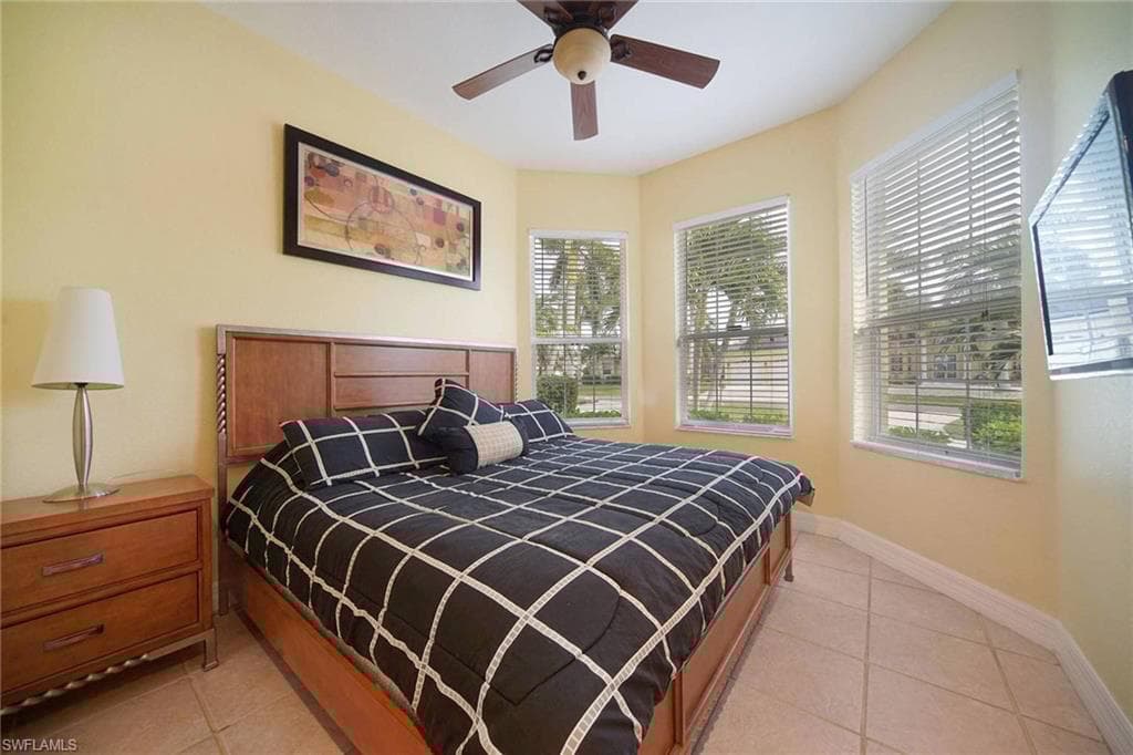 3730 18th Pl, Cape Coral, FL 33904-30