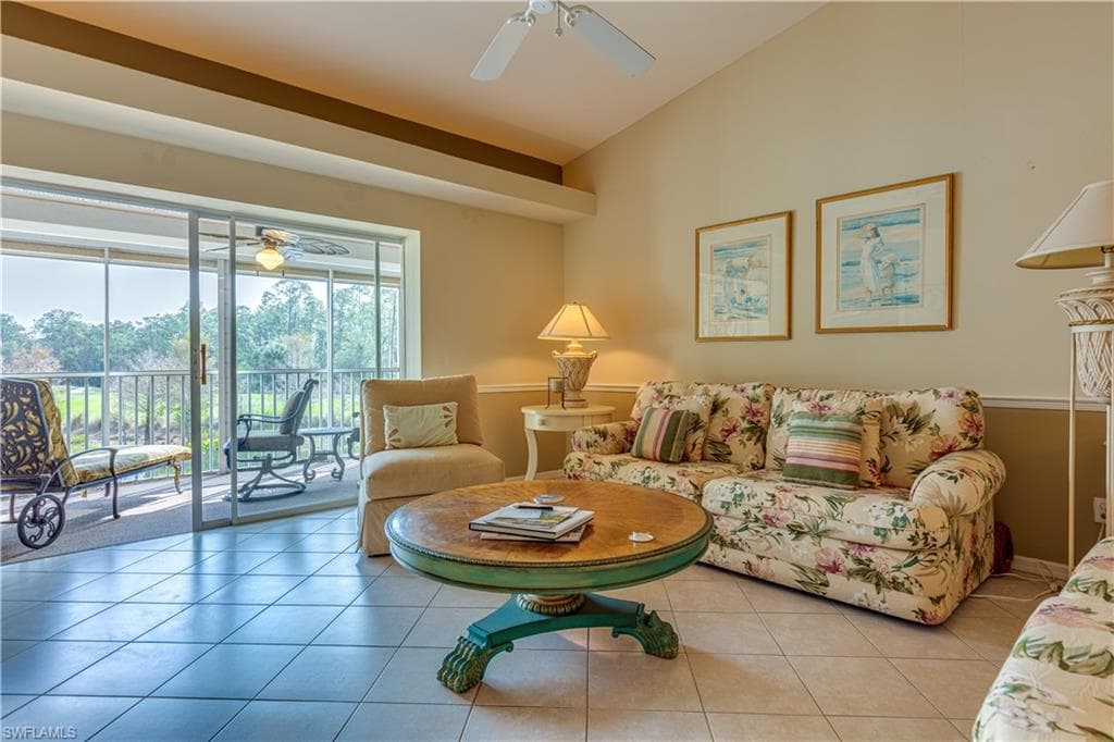 8400 Naples Heritage Dr 1524, Naples, FL 34112-3