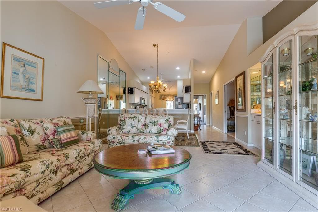 8400 Naples Heritage Dr 1524, Naples, FL 34112-5