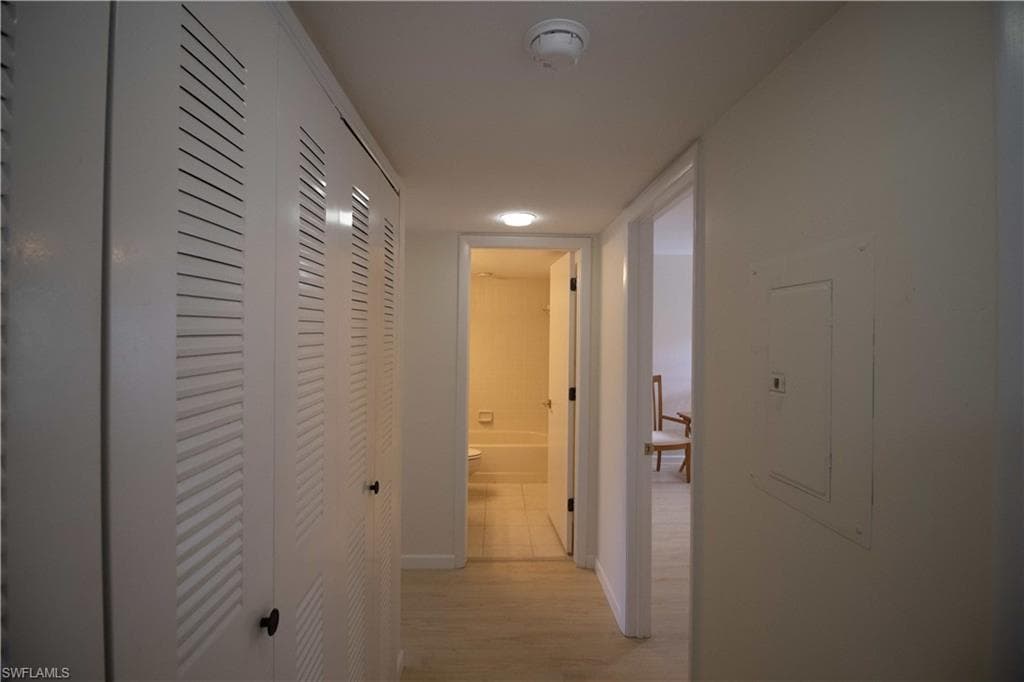 5585 Trailwinds Dr 314, Fort Myers, FL 33907-17