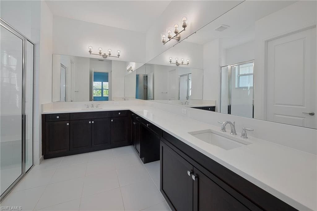 12445 Dahlia Ct, Naples, FL 34120-9