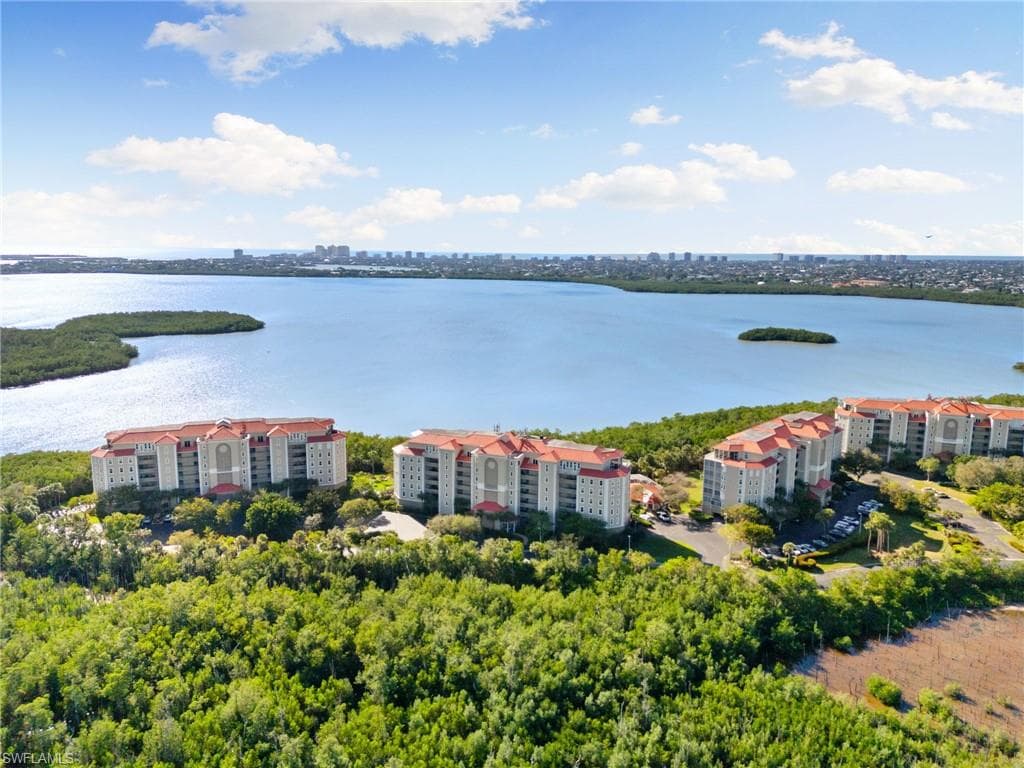 269 Vintage Bay Dr C-13, Marco Island, FL 34145-34