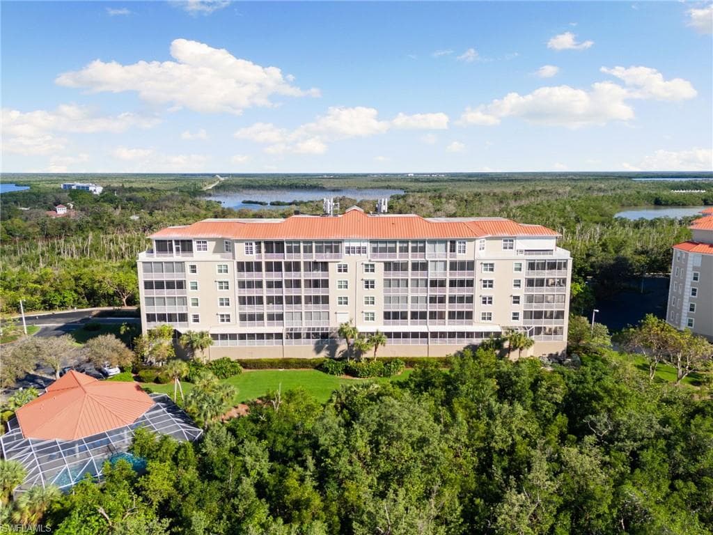 269 Vintage Bay Dr C-13, Marco Island, FL 34145-37