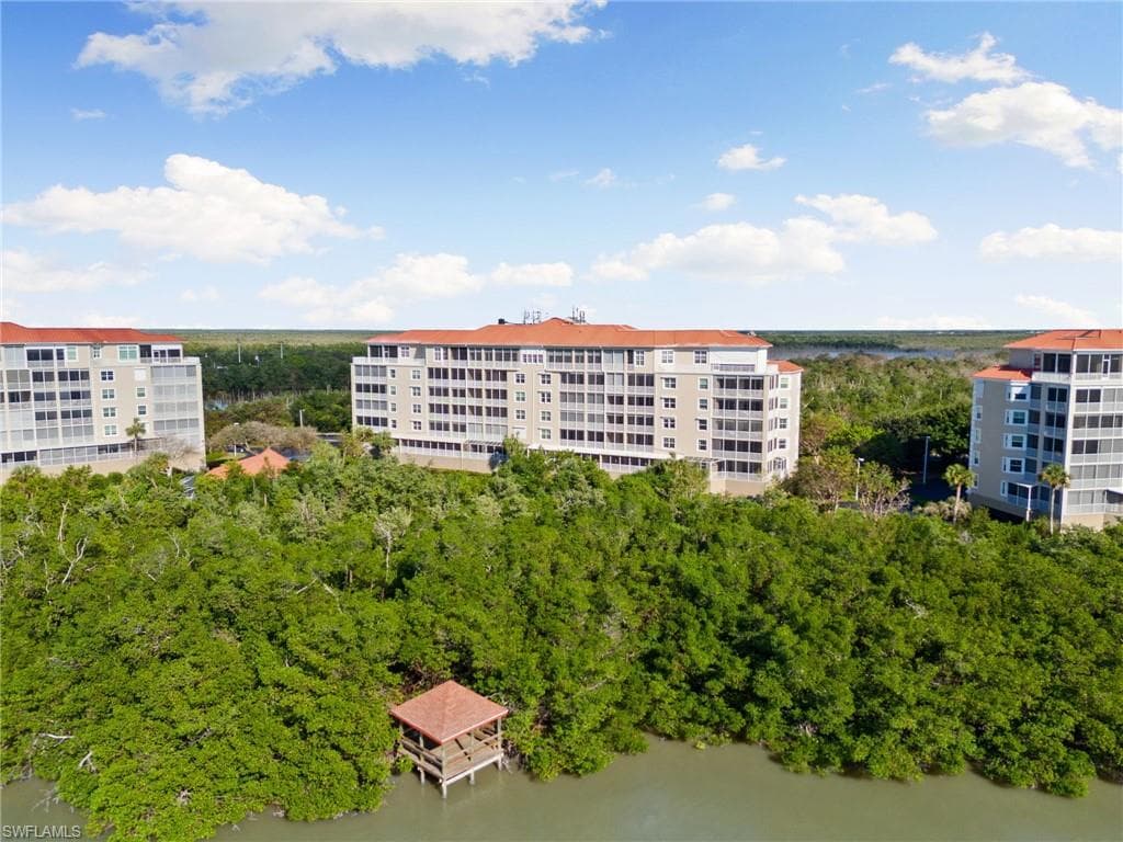 269 Vintage Bay Dr C-13, Marco Island, FL 34145-39
