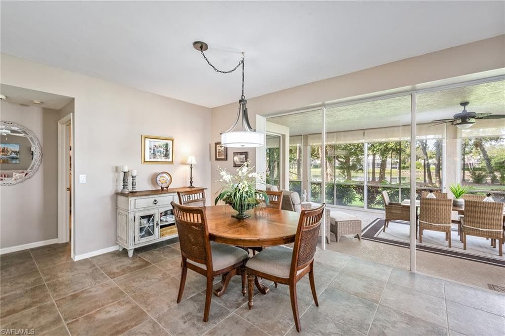 760 Waterford Dr 104, Naples, FL 34113-11