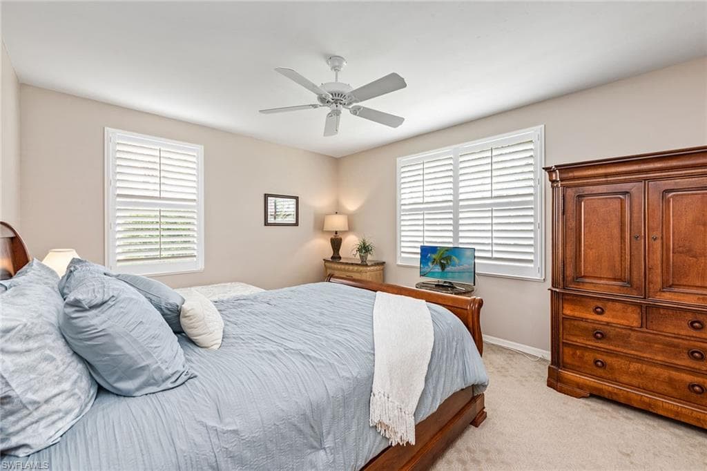 760 Waterford Dr 104, Naples, FL 34113-17